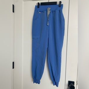 Figs ceil blue petite jogger size 0